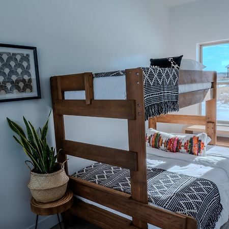 האץ' Brycegate Retreat. Stunning Views. Modern Comforts. מראה חיצוני תמונה