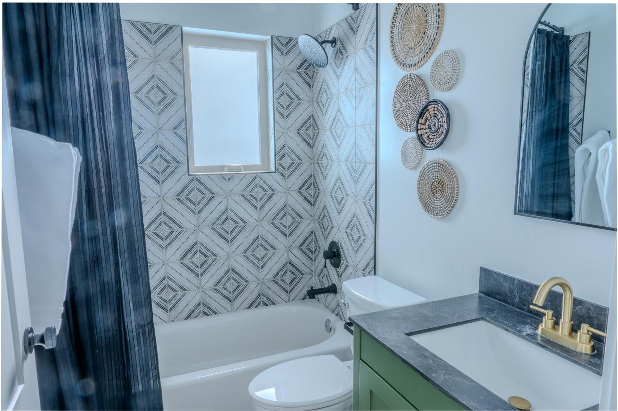 האץ' Brycegate Retreat. Stunning Views. Modern Comforts. מראה חיצוני תמונה